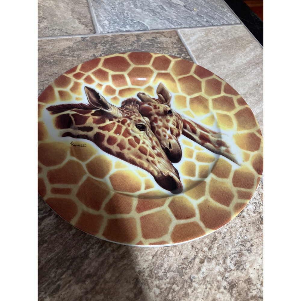St. Martin Limoges Giraffe Decorative Plate Hand Decorated Fiorilli 10.5 Inch